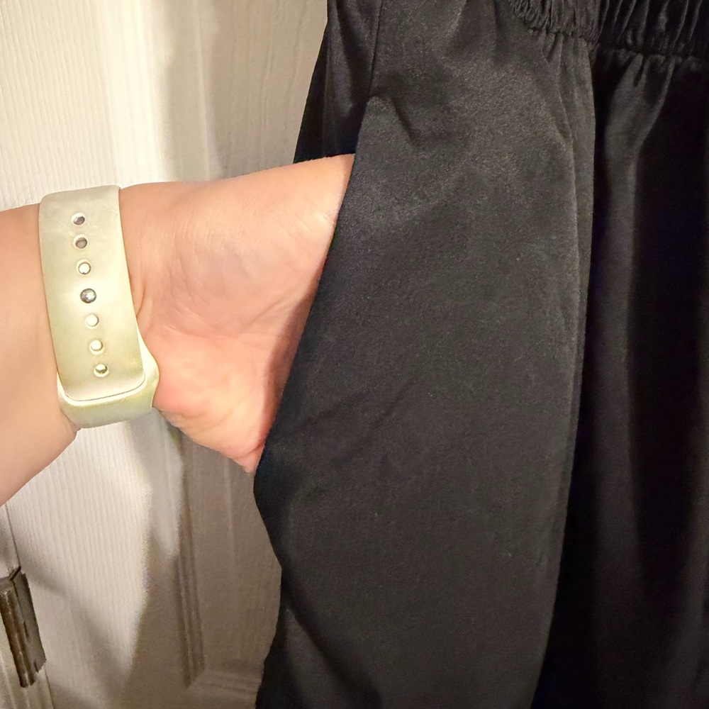 Dress - Picture 3 of 8